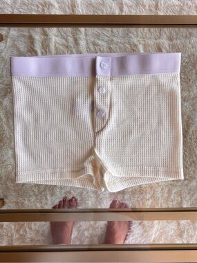 Cream Waffle Knit Shorts with Light Purple Waistband size XS brand new